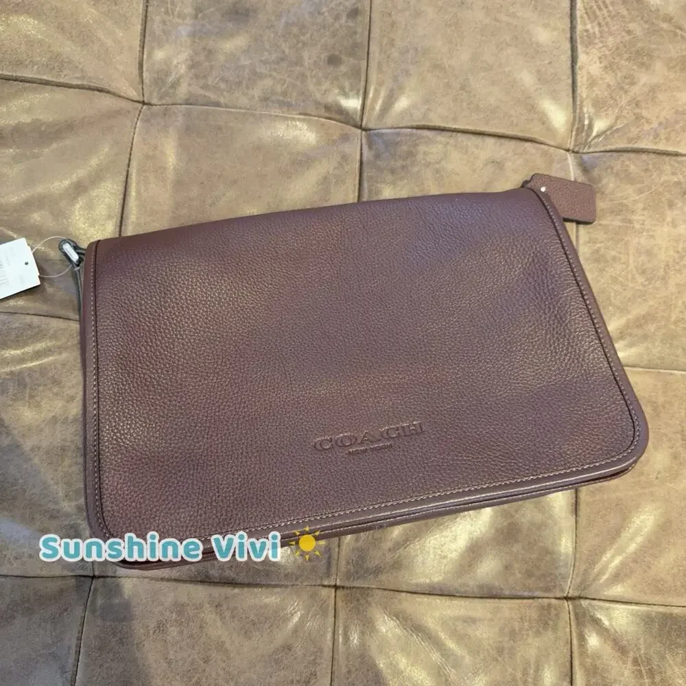 NWT Coach MEN Colby Messenger Bag 32 Refined pebble leather ces18 Silver/Maple